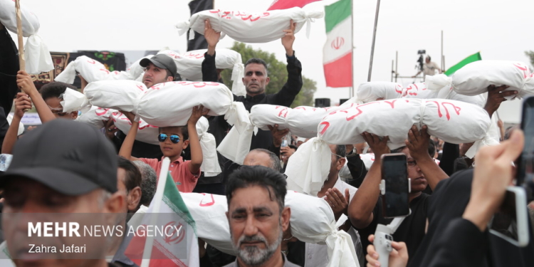 برپایی پویش «حفظ ماندگار قرآن» به نیت شهدای میناب - خبرگزاری مهر | اخبار ایران و جهان