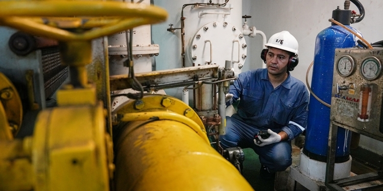 تاکید بازرسان سازمان جهانی کار بر امنیت کارگران دریانوردی در تنگه هرمز