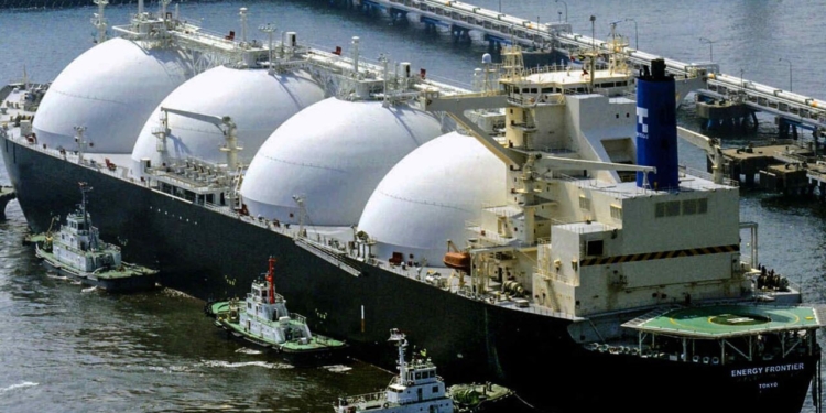 تحولات جدید در بازار کشتیرانی؛ از اسقاط LNG تا تنش در هرمز