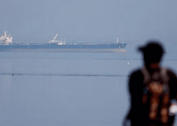 جدیدترین آمار از تردد کشتی‌ها در تنگه هرمز