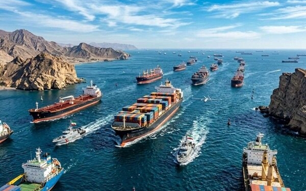 حمله آمریکا به کشتی ایران در آبهای آزاد؛ تروریسم دریایی در سایه آتشبس - خبرگزاری مهر | اخبار ایران و جهان