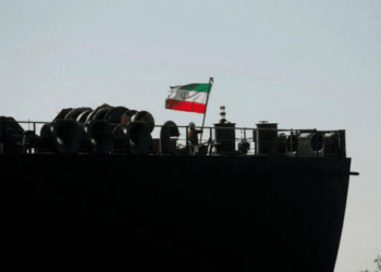 دو نفتکش ایرانی از تنگه گذر کردند