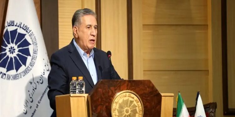 لزوم تهیه لایحه دریافت عوارض از تنگه هرمز از سوی دولت