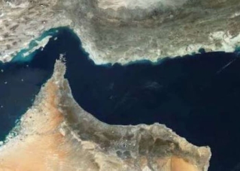 کاهش سهام شرکت‌های نفتکش همزمان با تردید‌ها درباره صلح در تنگه هرمز