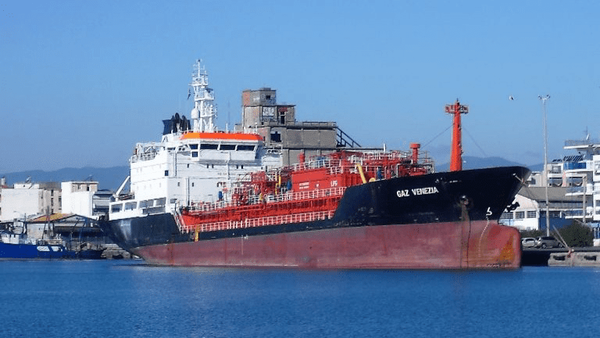 کشتی شرکت ملی نفتکش ایران به هند رسید