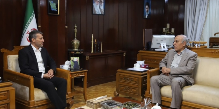 مناطق آزاد به خط توسعه دریامحور و مکران پیوستند